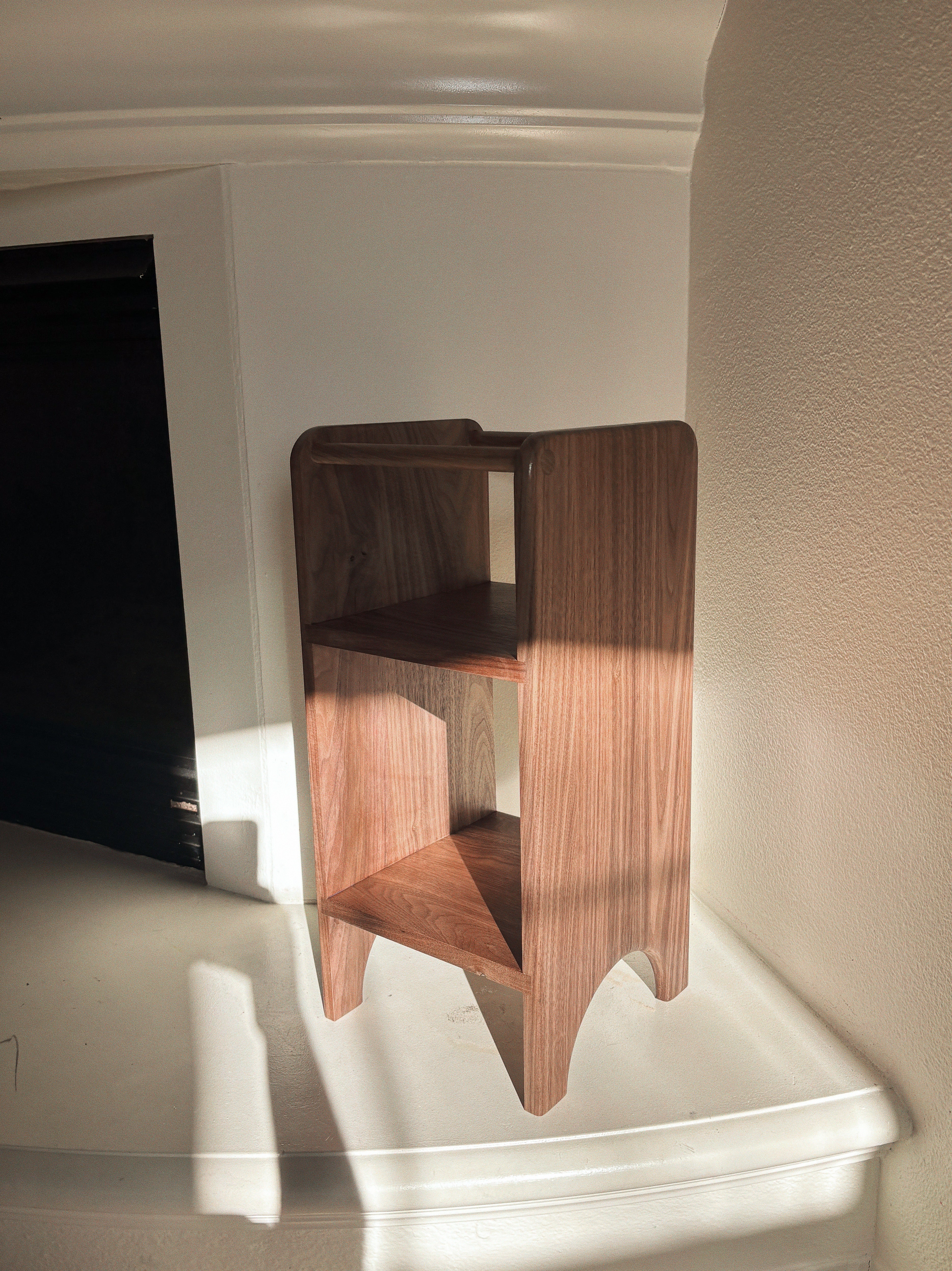 Sunny Coast Plant Stand